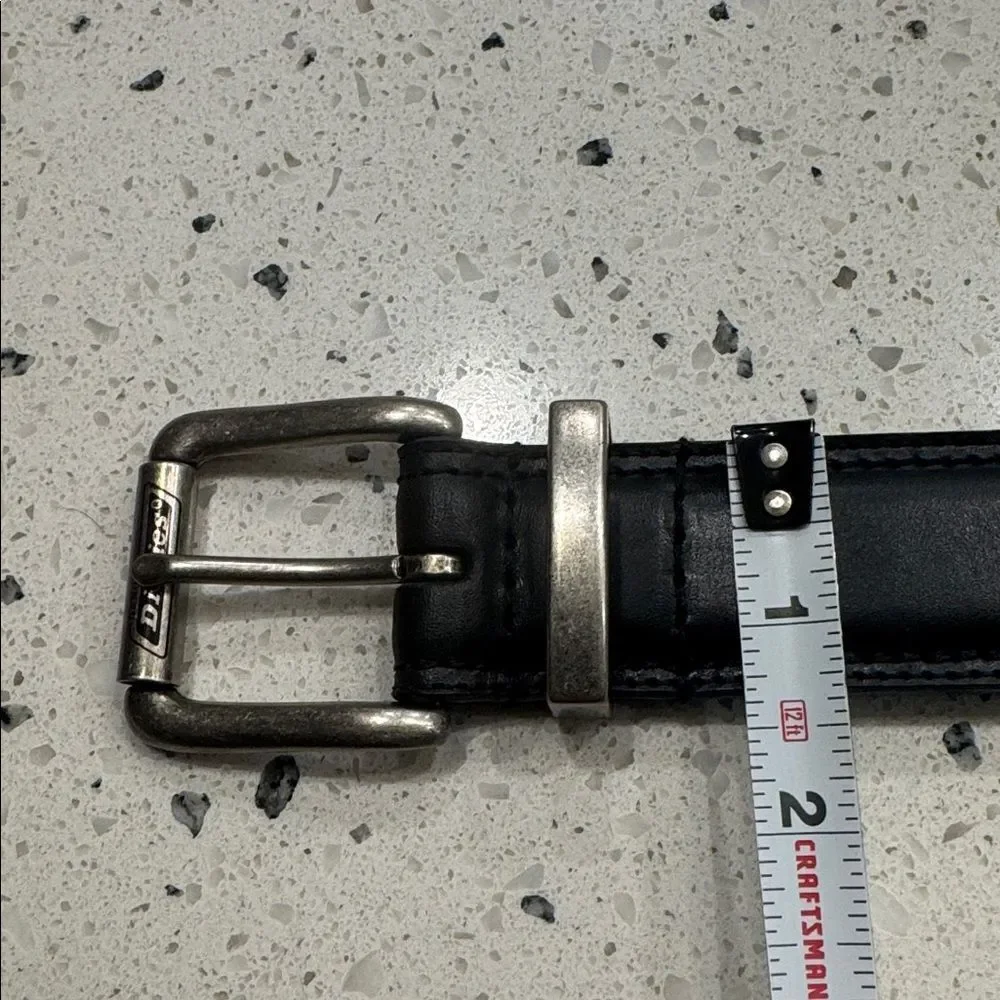 Dickies Genuine Men's Black Leather Belt Casual Work Sleek Size 44 NWOT